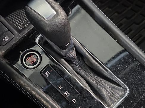 Certified 2023 Nissan Kicks SV FWD image 22