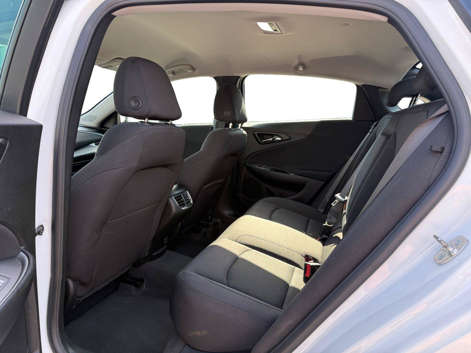 Used 2024 Chevrolet Malibu LT w/ Sport Edition FWD image 19