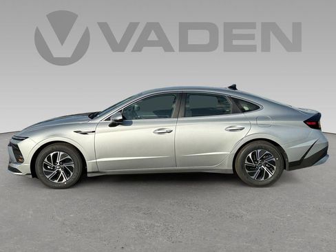 New 2026 Hyundai Sonata Blue FWD image 35