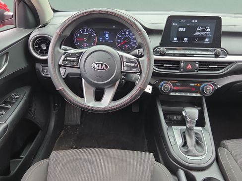 Used 2019 Kia Forte LXS FWD image 12