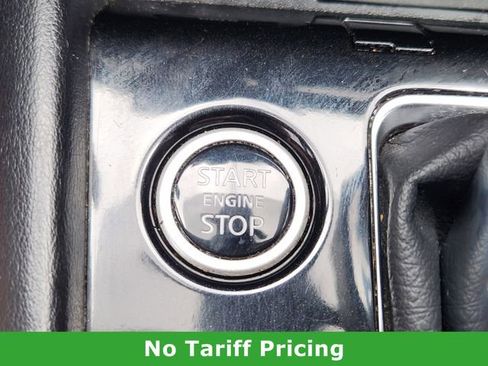Used 2022 Nissan Kicks SR w/ Premium Package FWD image 21