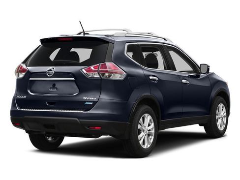 Used 2016 Nissan Rogue SV image 2