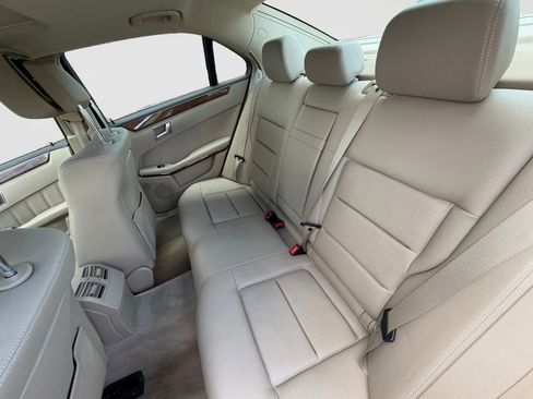 Used 2012 Mercedes-Benz E 350 4MATIC Sedan image 13