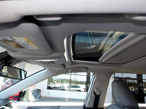 Used 2021 Toyota RAV4 XLE image 14