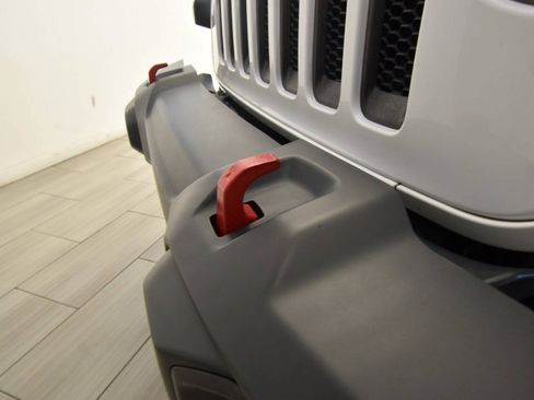 Used 2018 Jeep Wrangler Unlimited Rubicon AWD/4WD image 10