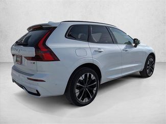 New 2026 Volvo XC60 B5 Plus w/ Climate Package PRO video 2