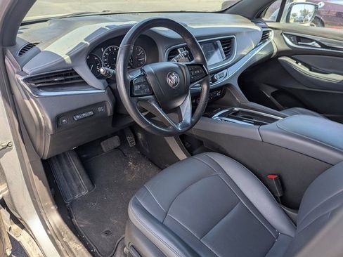Used 2024 Buick Enclave Premium image 25