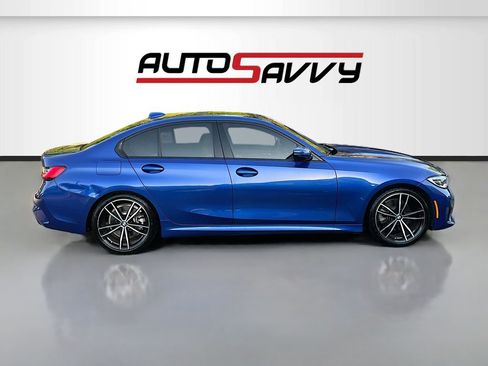 Used 2019 BMW 330i Sedan w/ M Sport Package RWD image 8