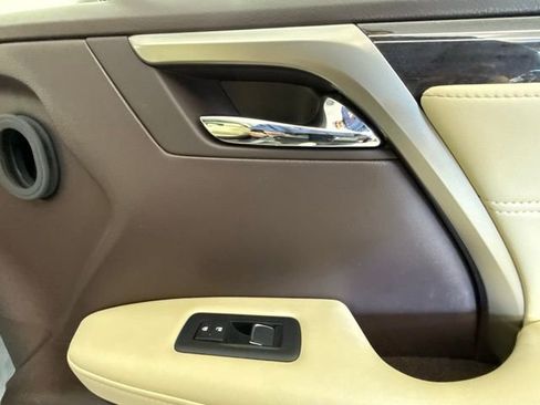 Used 2020 Lexus RX 450h AWD w/ Luxury Package image 37