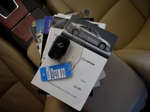 Used 2009 Lexus ES 350 FWD image 23
