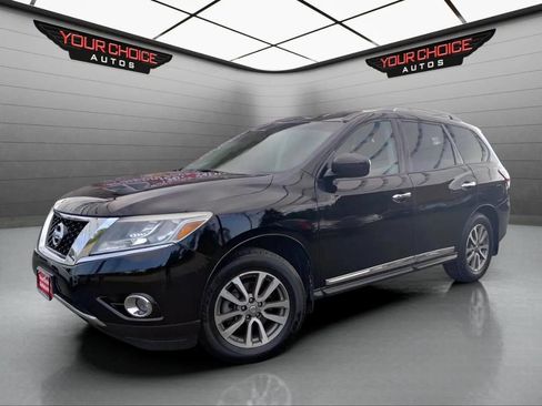 Used 2013 Nissan Pathfinder SL image 1