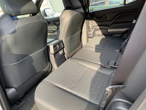 New 2026 Toyota 4Runner TRD Off-Road Premium AWD/4WD image 13