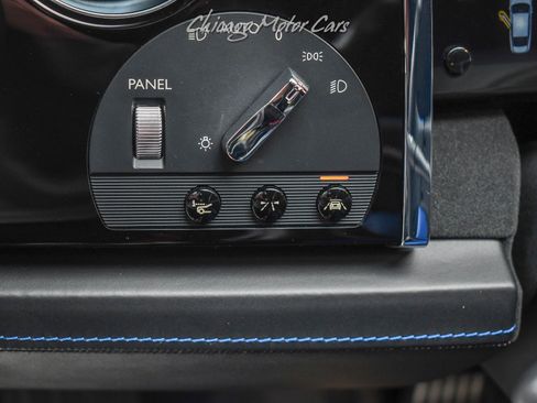 Used 2018 Rolls-Royce Wraith image 9