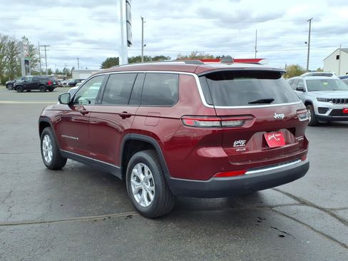 Used 2023 Jeep Grand Cherokee L Limited AWD/4WD image 6