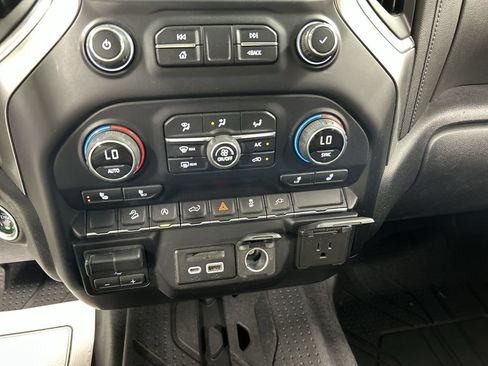 Used 2019 Chevrolet Silverado 1500 LT w/ All-Star Edition AWD/4WD image 16