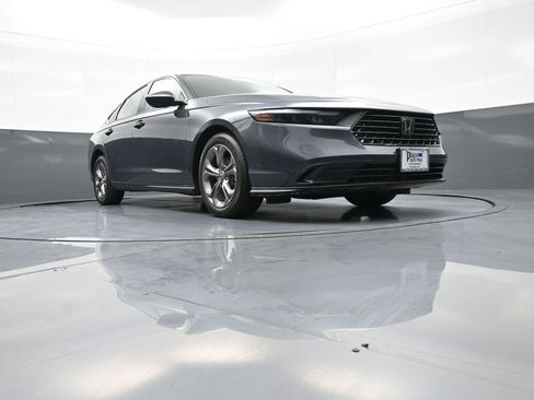 Certified 2024 Honda Accord EX image 29