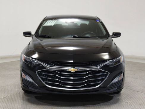 Used 2023 Chevrolet Malibu LT w/ Driver Confidence Package FWD image 2