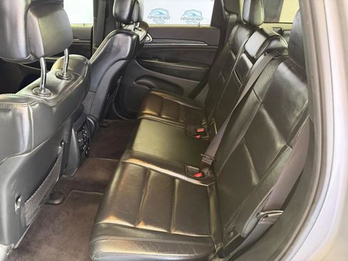 Used 2019 Jeep Grand Cherokee Limited w/ Trailer Tow Group IV image 19