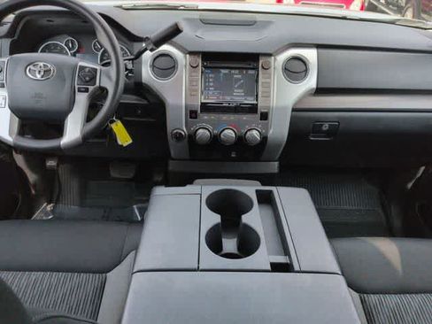 Used 2016 Toyota Tundra SR5 AWD/4WD image 15