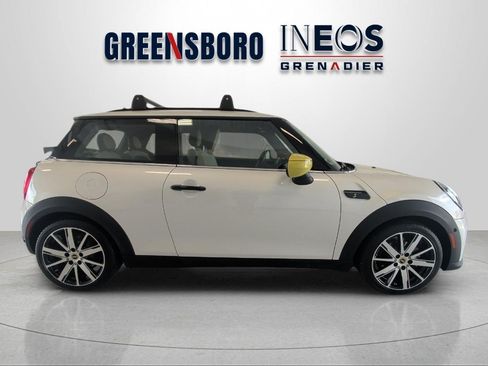 Used 2023 MINI Cooper SE FWD image 6