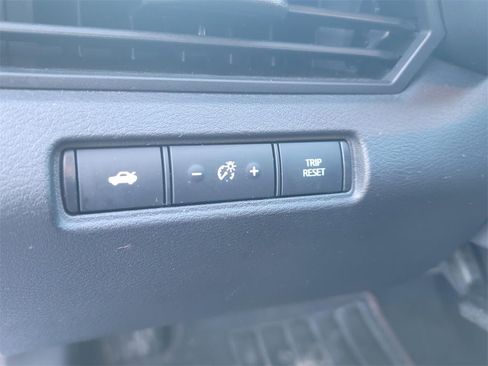 Certified 2023 Nissan Altima 2.5 SR image 30