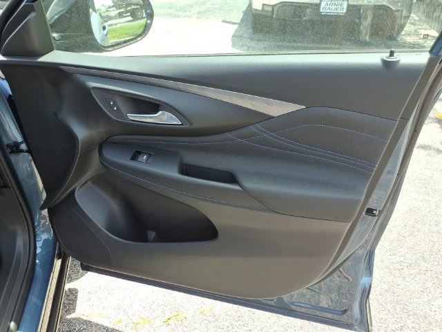 New 2026 Buick Envista Sport Touring w/ Convenience I Package FWD image 25