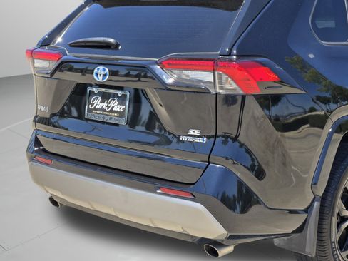 Used 2022 Toyota RAV4 SE AWD/4WD image 40