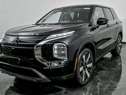 New 2026 Mitsubishi Outlander SE image 5