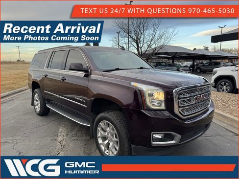 Used 2017 GMC Yukon XL SLT w/ Open Road Package image 1