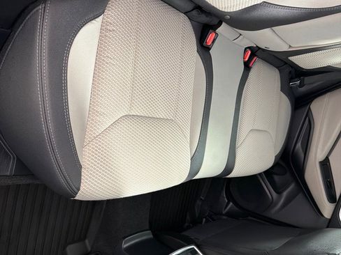 Used 2022 Subaru Forester Premium AWD/4WD image 23