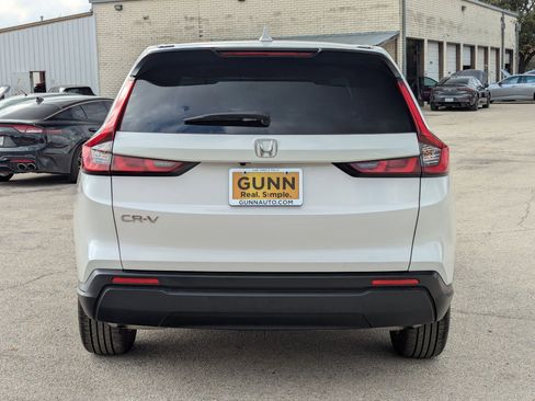 Used 2025 Honda CR-V EX image 5
