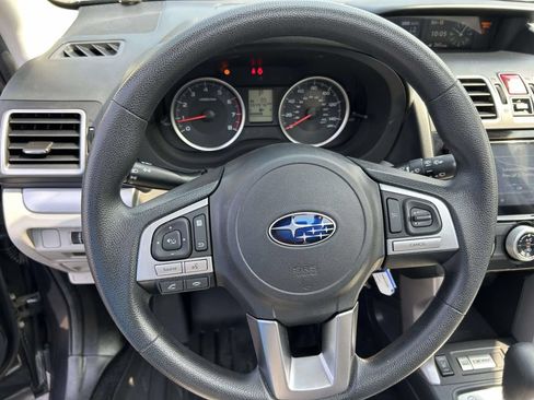 Used 2017 Subaru Forester 2.5i Premium w/ All-Weather Package AWD/4WD image 15