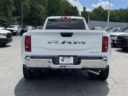 New 2026 RAM 3500 Tradesman w/ Chrome Appearance Group A AWD/4WD image 7
