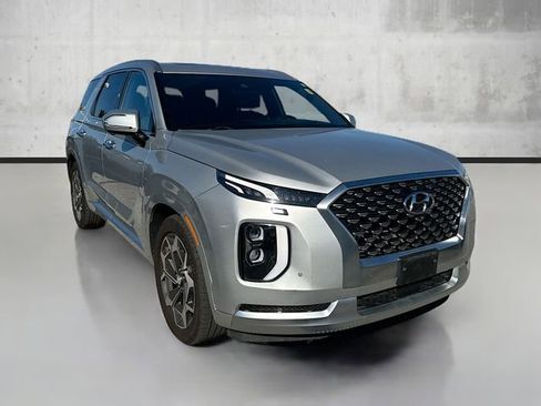 Used 2021 Hyundai Palisade Calligraphy image 3
