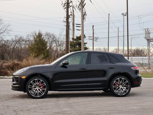 New 2026 Porsche Macan S image 2