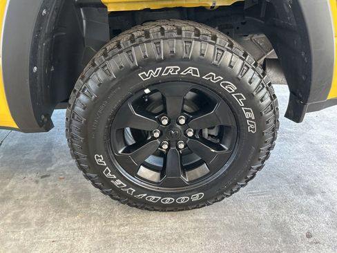 Used 2023 RAM 1500 Rebel w/ Rebel Level 2 Equipment Group AWD/4WD image 19