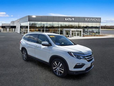 Used 2018 Honda Pilot Elite image 1