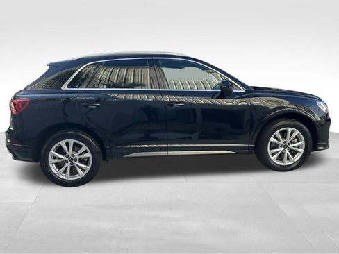 Used 2022 Audi Q3 2.0T Premium Plus w/ Premium Plus Package image 6