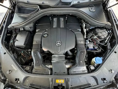 Used 2018 Mercedes-Benz GLS 450 4MATIC w/ Premium Package image 13