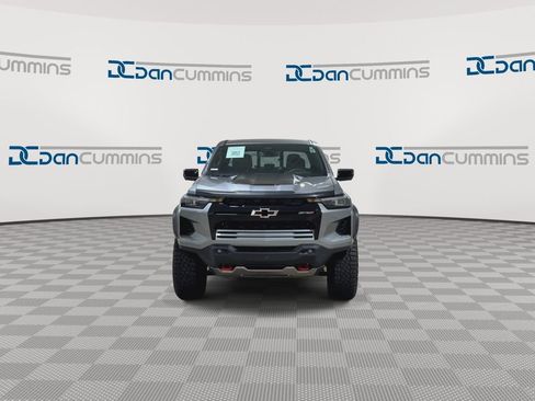 Used 2025 Chevrolet Colorado ZR2 AWD/4WD image 3