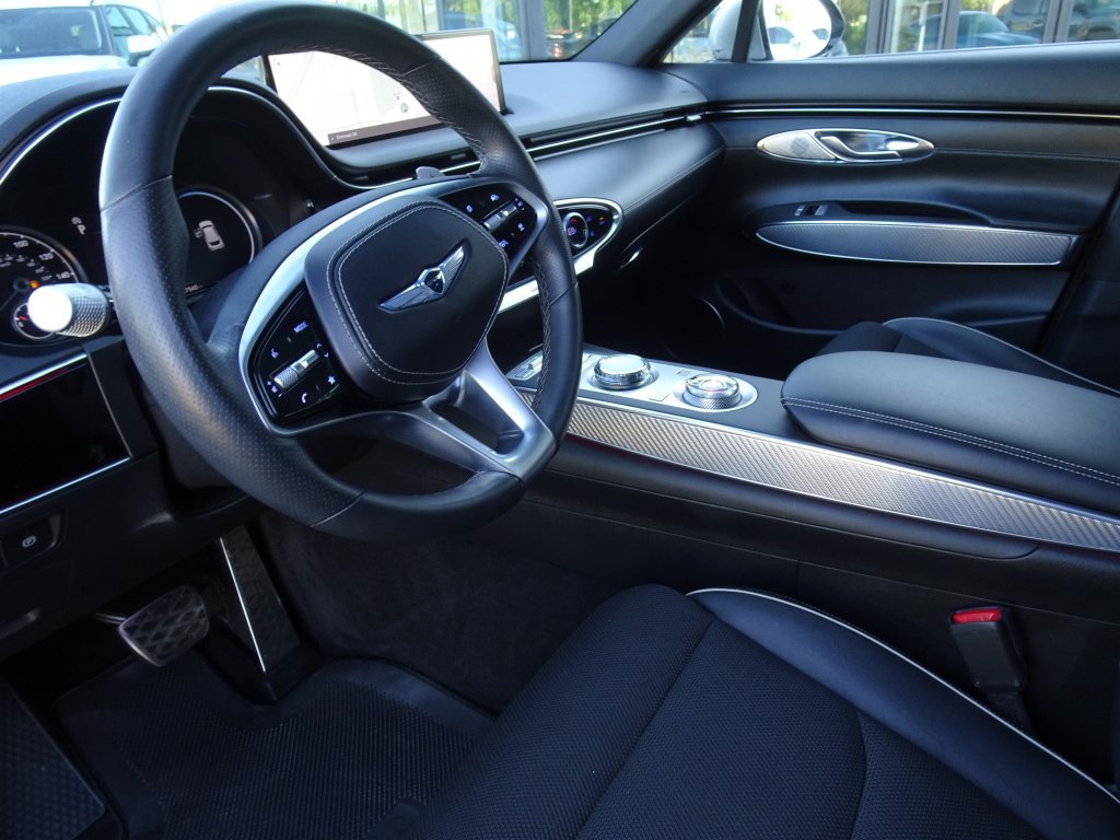 Used 2022 Genesis GV70 3.5T Sport w/ Cargo Package AWD/4WD image 15