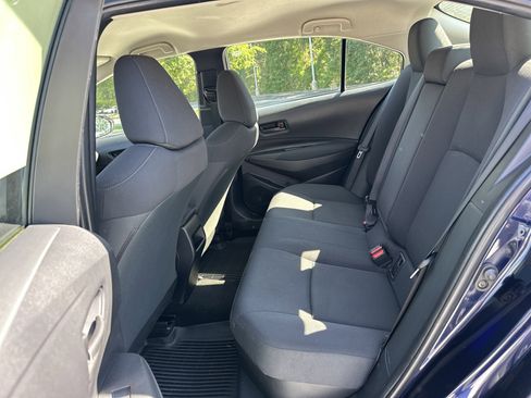 Used 2022 Toyota Corolla LE FWD image 31