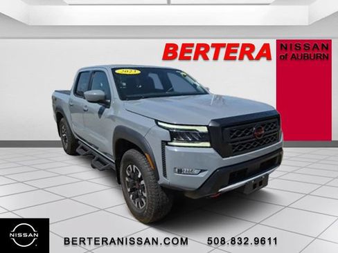 Used 2023 Nissan Frontier PRO-4X w/ Tow Package AWD/4WD image 4