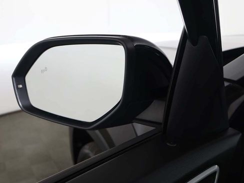 Used 2023 Volkswagen Atlas Cross Sport SEL R-Line AWD/4WD image 34