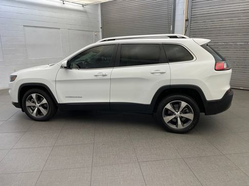 Certified 2021 Jeep Cherokee Limited w/ Elite Package FWD image 10