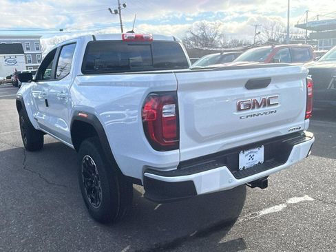 New 2026 GMC Canyon AT4 image 4