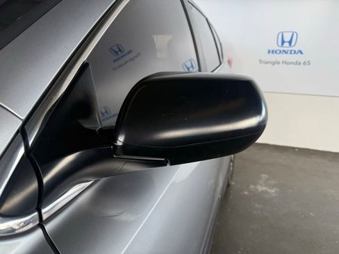 Used 2018 Honda CR-V LX image 19