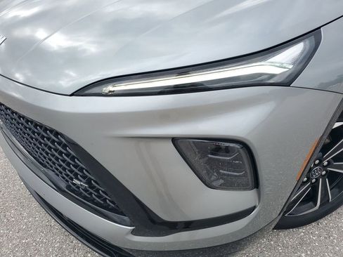 Used 2025 Buick Enclave Sport Touring image 16