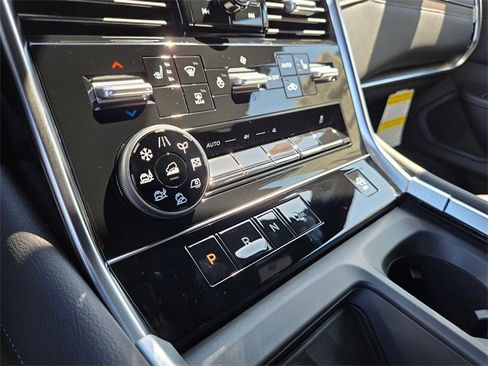 New 2025 Nissan Armada SL w/ Captain's Chari Seat Package image 24