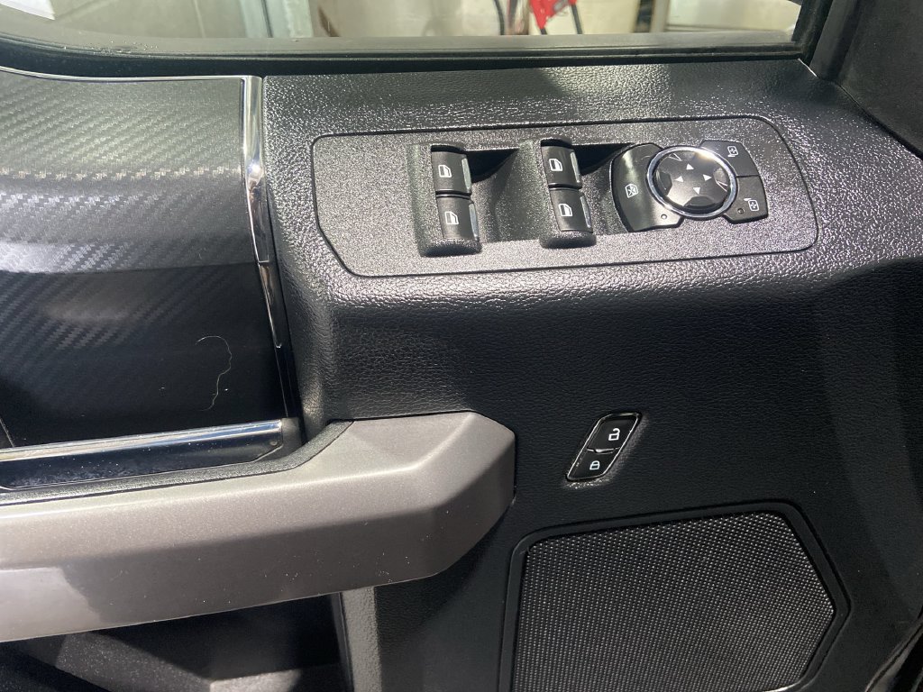 Used 2019 Ford F150 XLT w/ Equipment Group 302A Luxury AWD/4WD image 23
